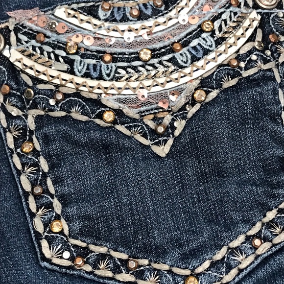 Grace in LA Mid Rise Embellished Boot Cut Jean - Size 30 - 33.5" Inseam - Picture 13 of 16